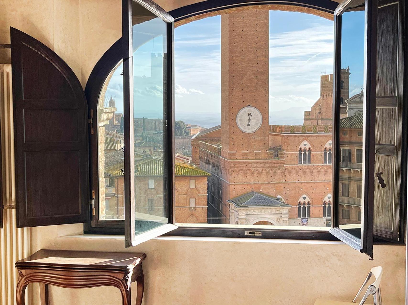 Il Campo 8: Piazza Del Campo Apartment Сиена Екстериор снимка